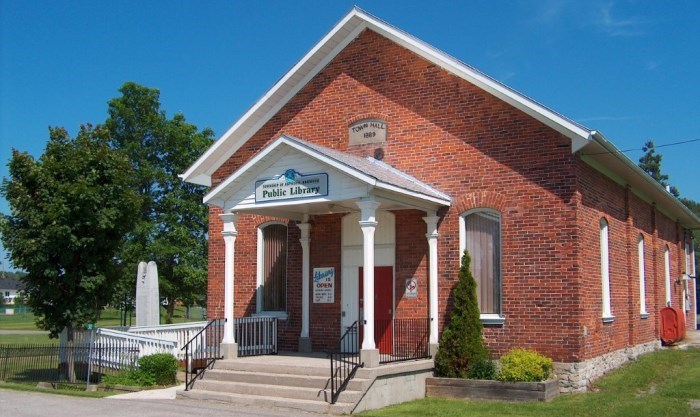 Main door to the Westwood Library Main door to the Westwood Library